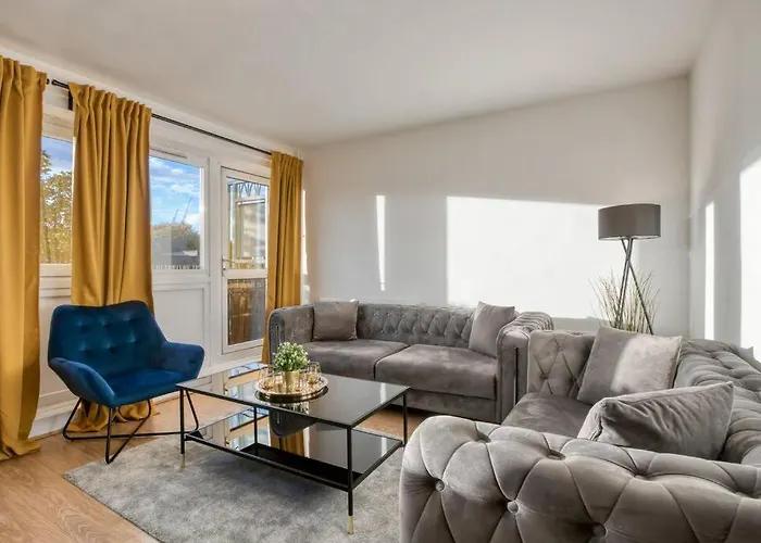 Kings Cross Apartment 4 Br